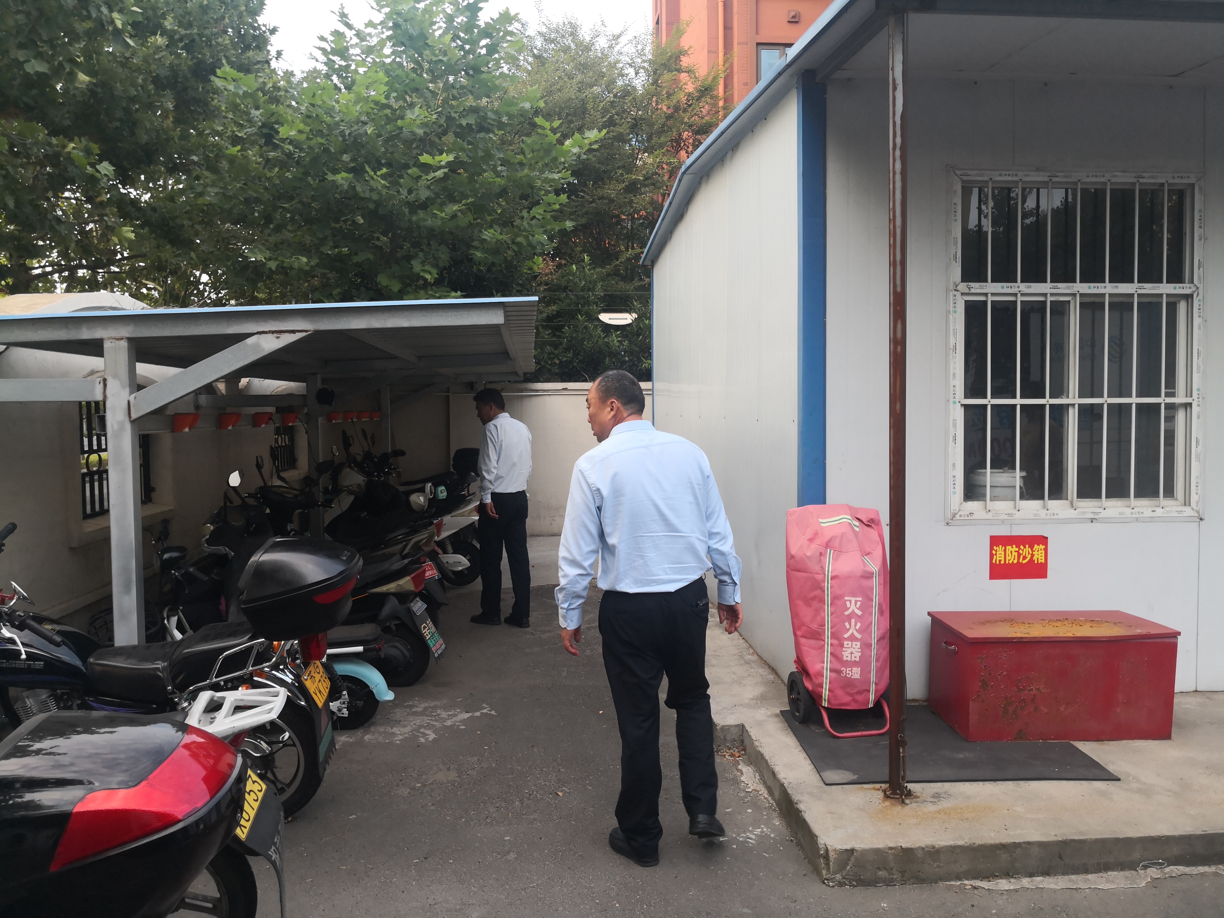 公交集團公交事業(yè)二部開(kāi)展場(chǎng)站水電專(zhuān)項檢查