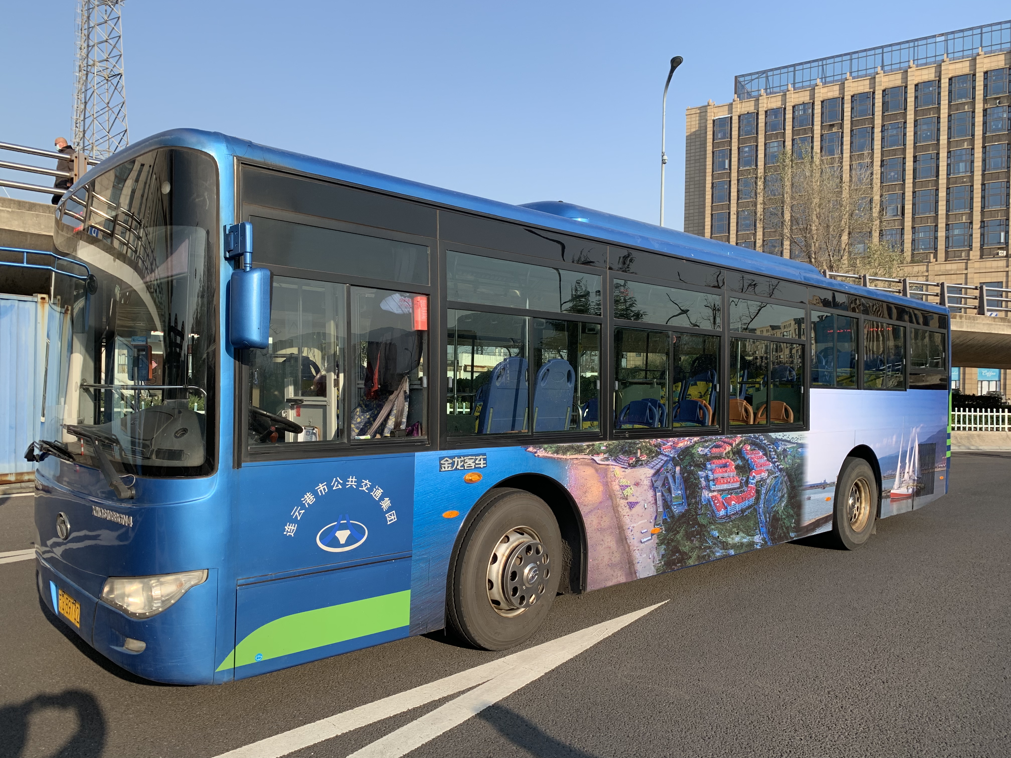 公交集團公交事業(yè)二部創(chuàng  )建旅游示范線(xiàn) 共建品牌