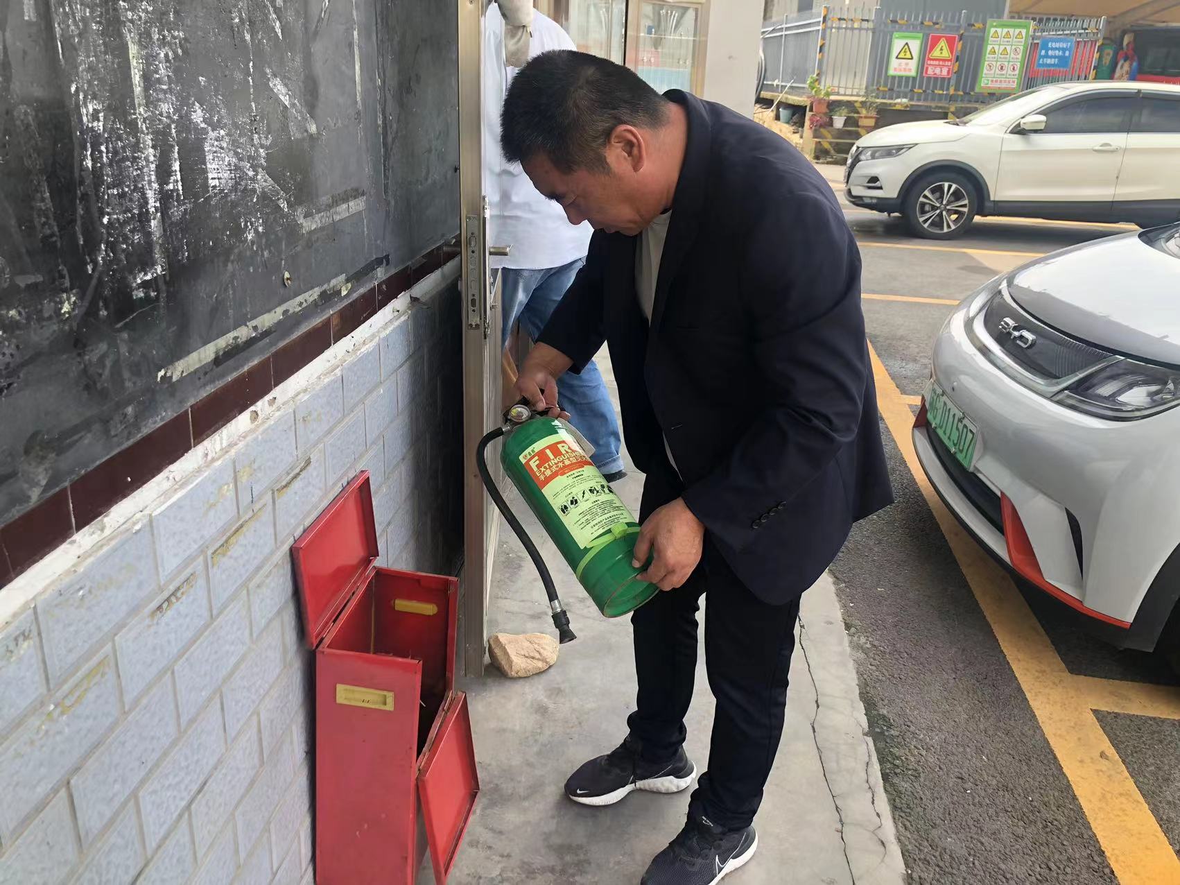 公交集團公交事業(yè)一部開(kāi)展辦公區域安全隱患排查整治工作