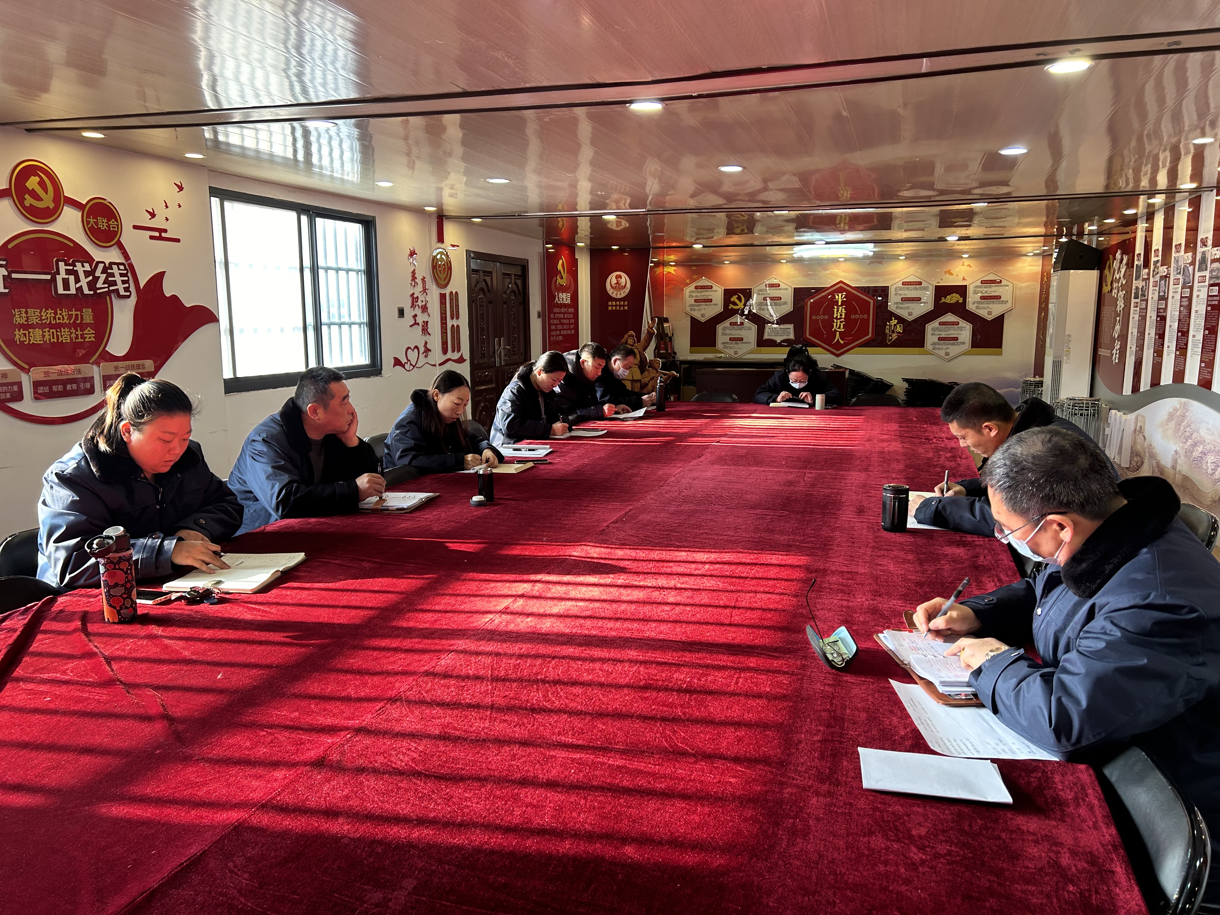 公交集團公交事業(yè)一部召開(kāi)生產(chǎn)運營(yíng)分析會(huì )