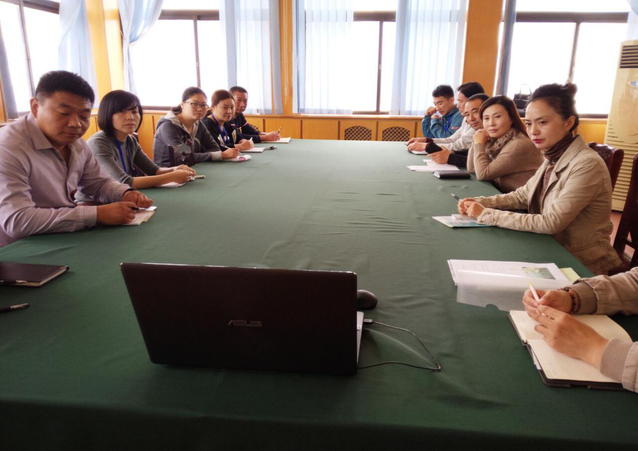 公交佳連公司組織觀(guān)看紀錄片《致未來(lái)書(shū)》