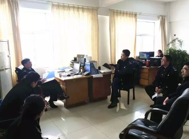 公交集團召開(kāi)運營(yíng)工作會(huì )議