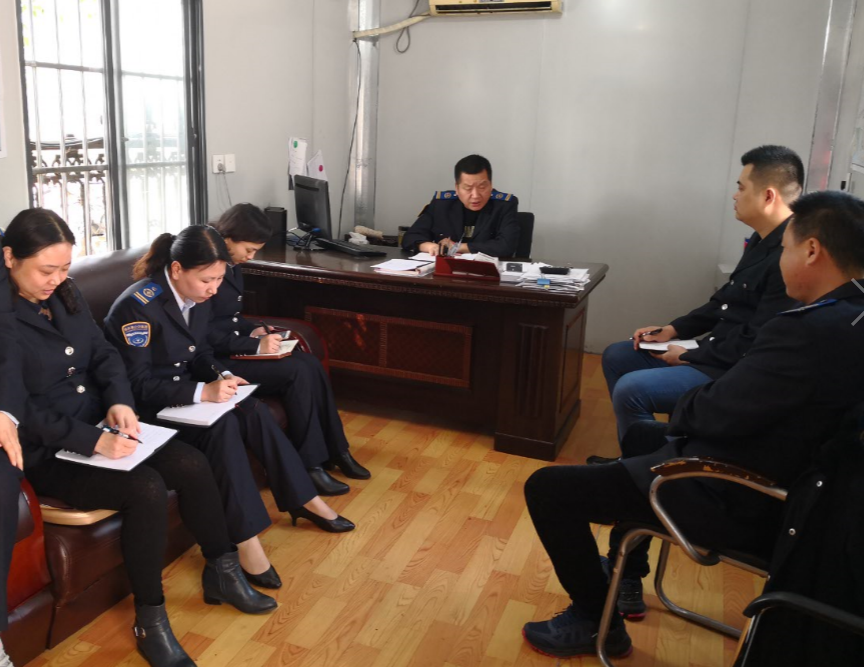 公交集團旅游公司召開(kāi)清明節安全運營(yíng)工作會(huì )議