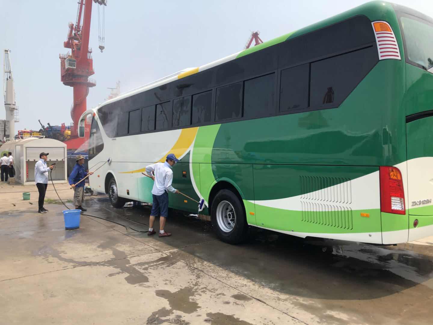 致敬高溫下的公交人（三）：烈日灼身，平安在心