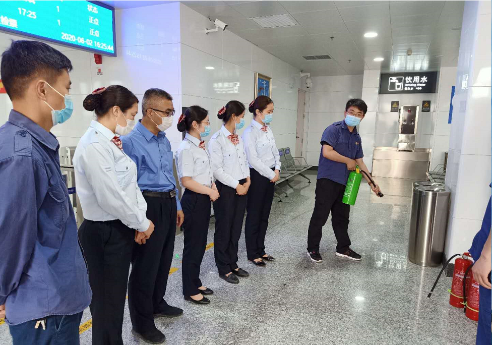 城市動(dòng)車(chē)組開(kāi)展安全應急演練活動(dòng)