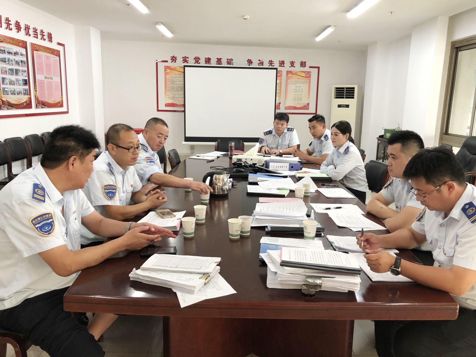 公交集團開(kāi)展落實(shí)安全生產(chǎn)責任專(zhuān)項檢查