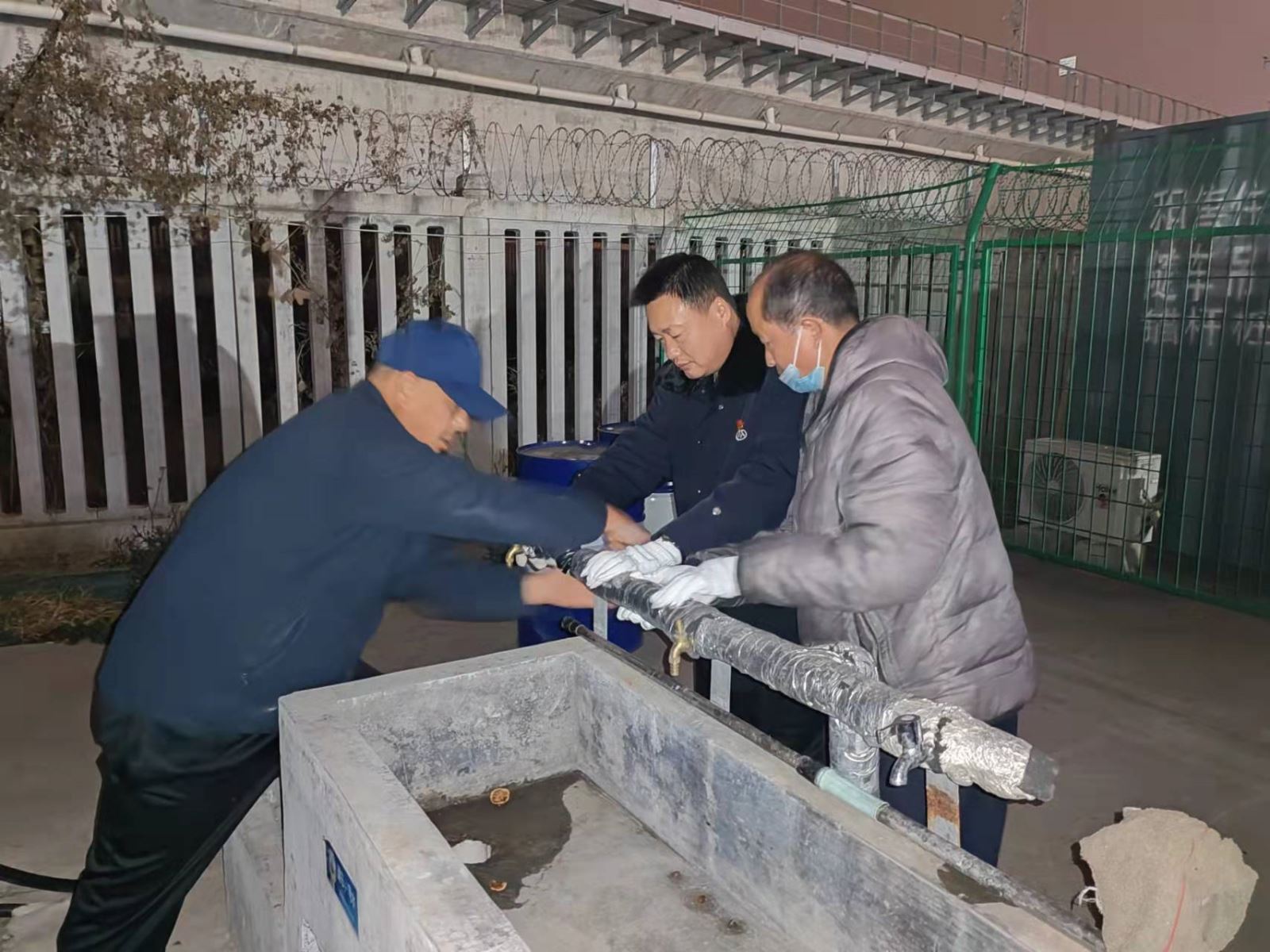 經(jīng)營(yíng)發(fā)展事業(yè)部做好水管水表防凍工作 應對寒潮天氣