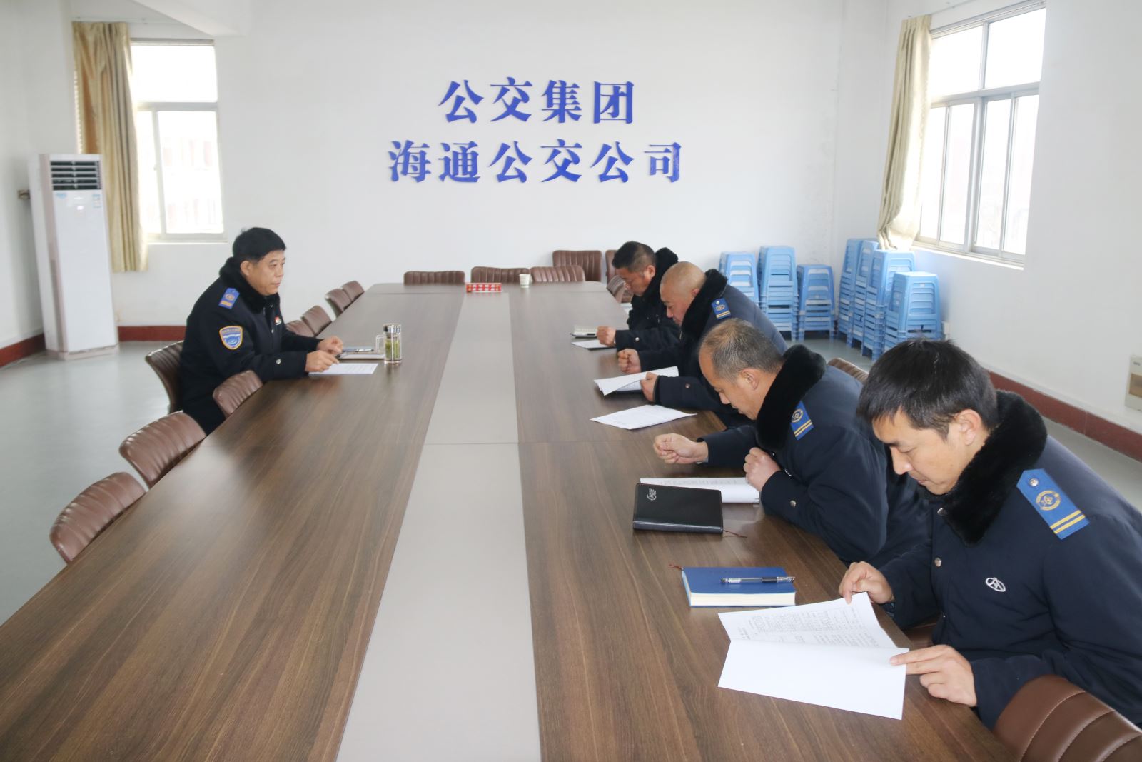 公交集團公交事業(yè)一部與分公司簽訂經(jīng)營(yíng)目標責任書(shū)