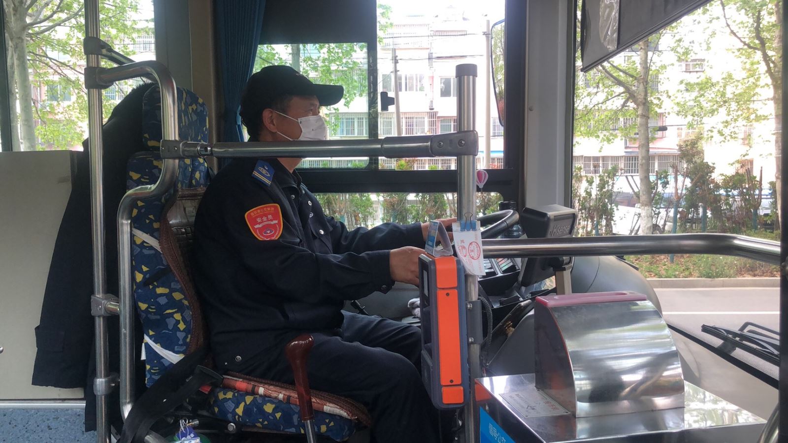 港城公交路不拾遺 為創(chuàng  )文增光添彩