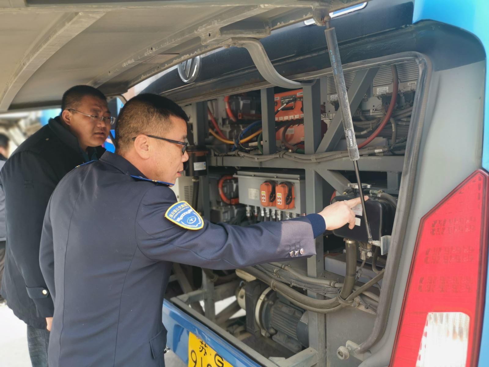 公交集團公交事業(yè)一部 開(kāi)展春季安全、機務(wù)、運營(yíng)聯(lián)合大檢查