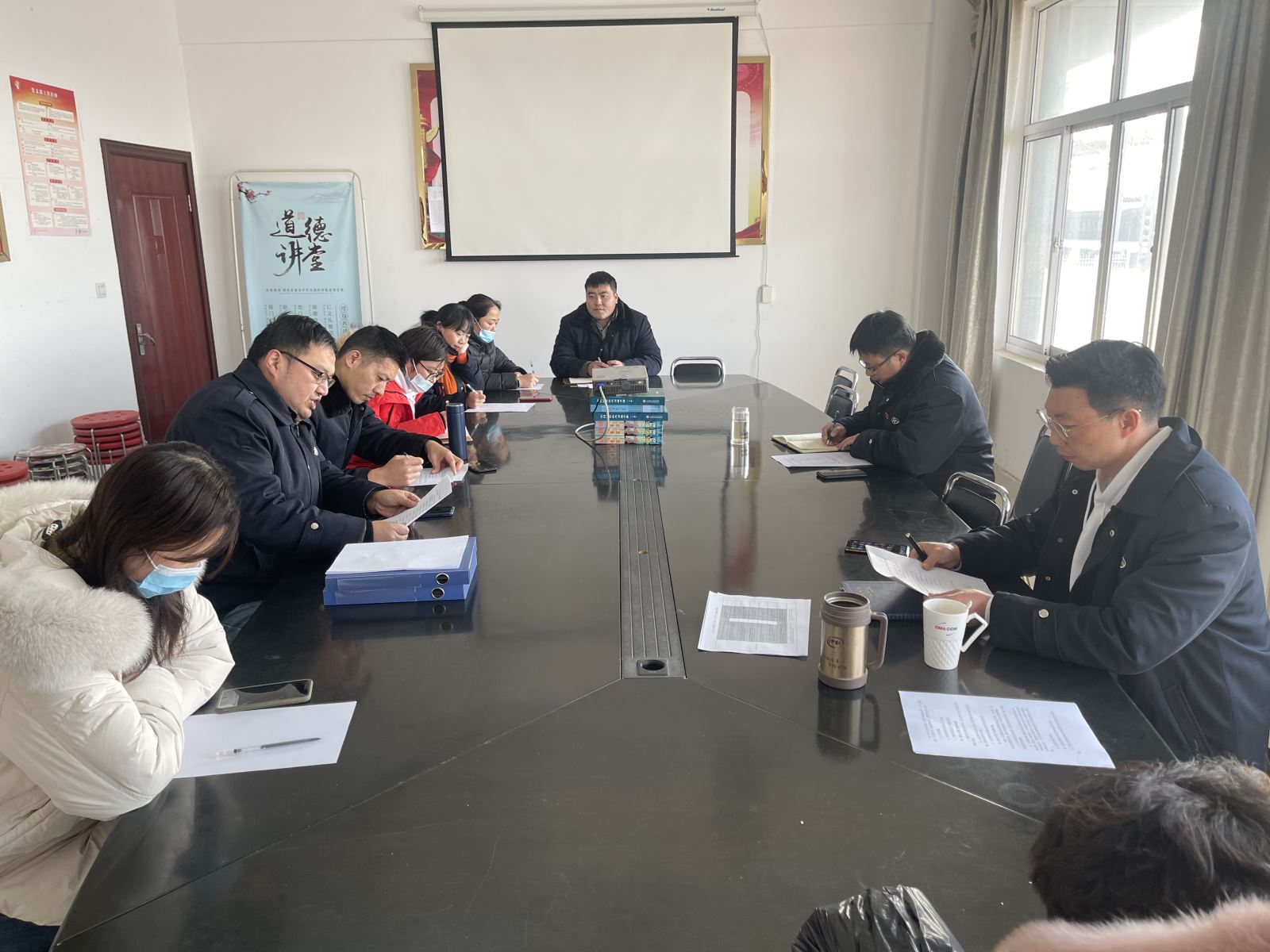 公交集團公交事業(yè)二部召開(kāi)2021年首次運營(yíng)生產(chǎn)會(huì )