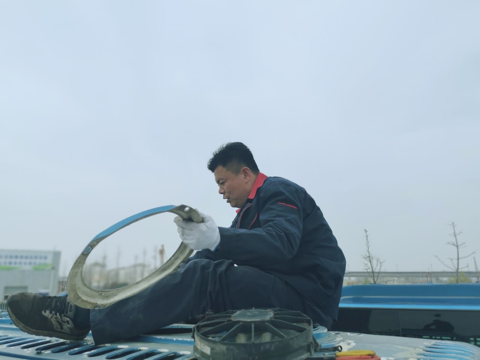 快速公交事業(yè)部開(kāi)展車(chē)輛空調系統專(zhuān)項排查工作