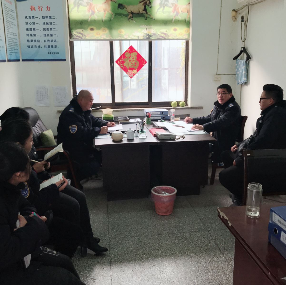 公交集團海通公交公司召開(kāi)“創(chuàng  )文”專(zhuān)項會(huì )議