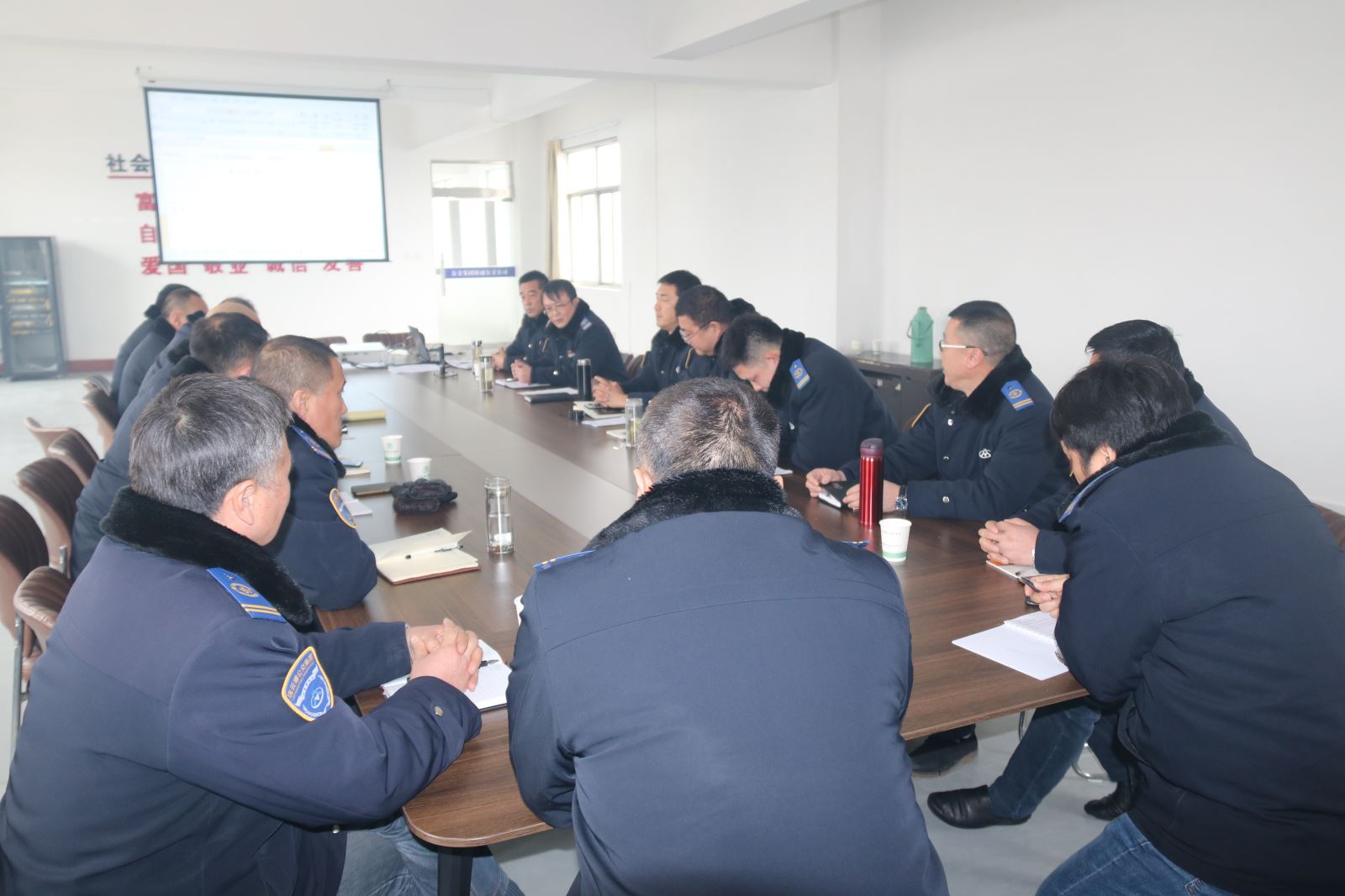 公交集團公交事業(yè)一部對安管人員開(kāi)展崗位再培訓