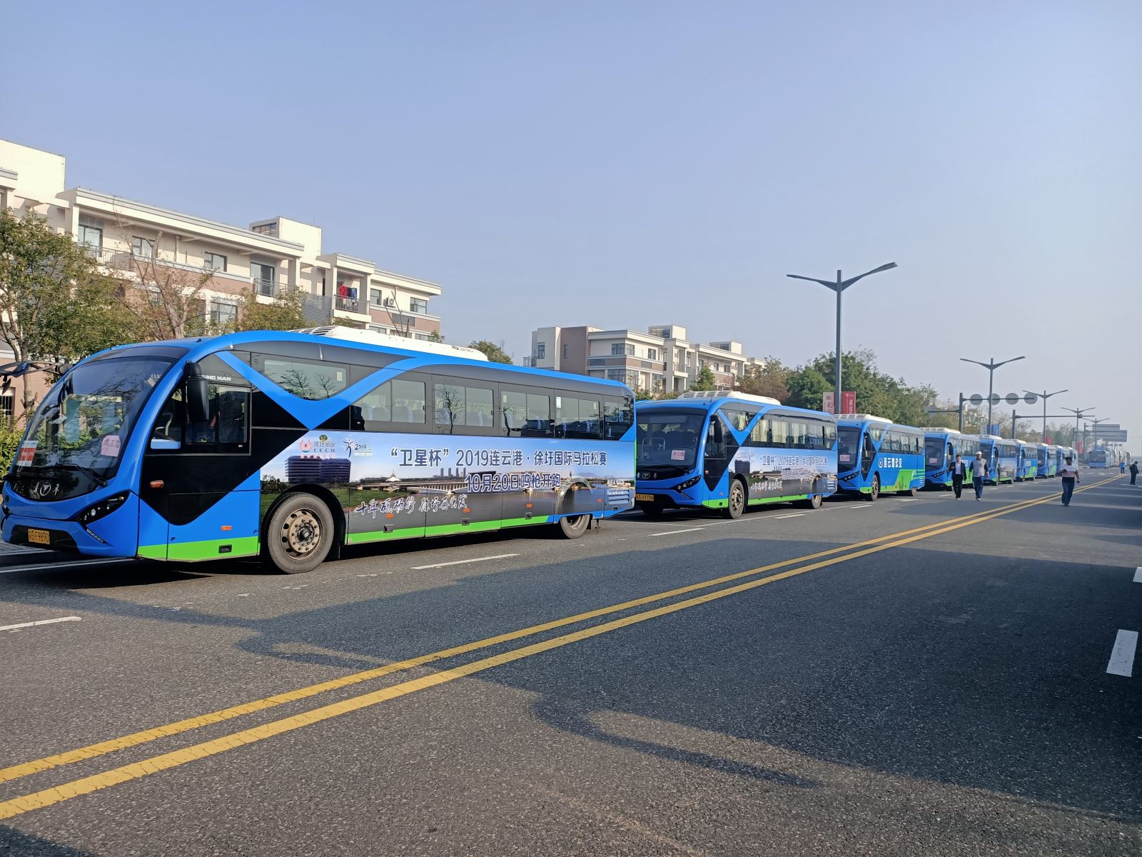 公交集團圓滿(mǎn)完成“衛星杯”2019連云港·徐圩國際馬拉松運輸保障工作