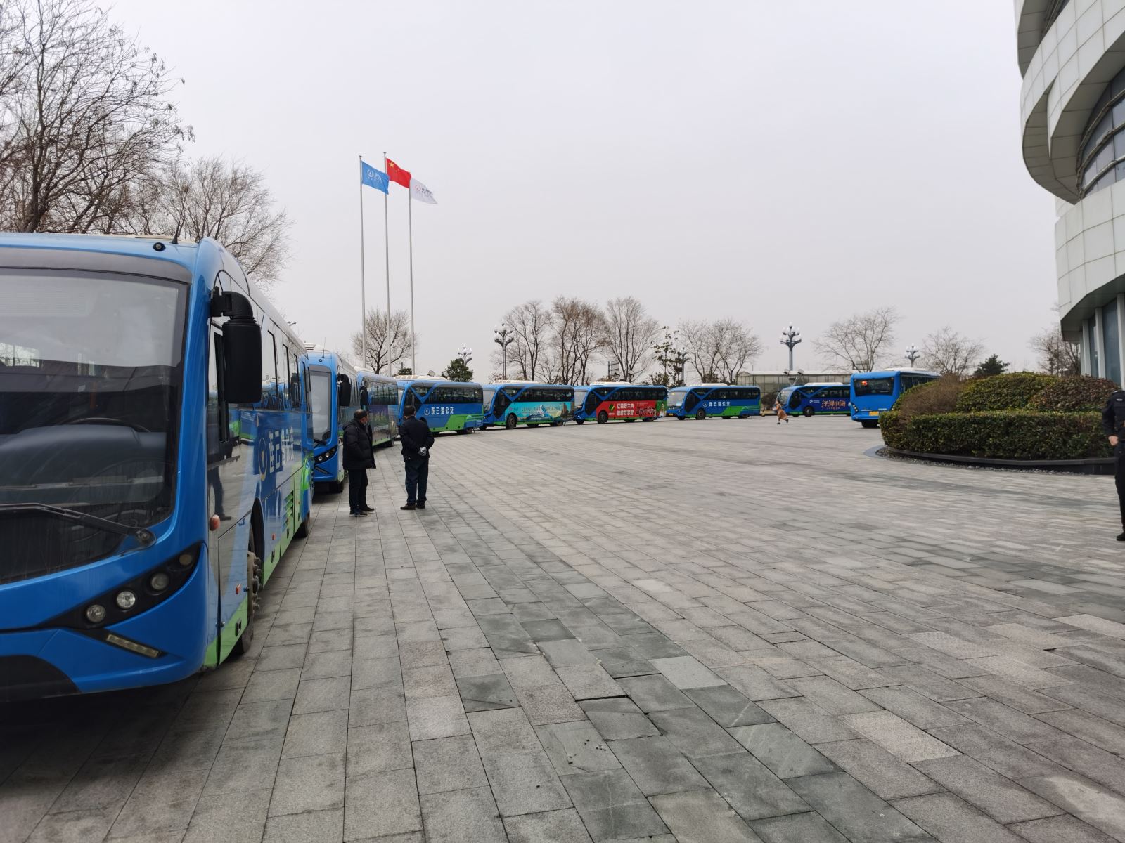 公交集團經(jīng)營(yíng)發(fā)展事業(yè)部圓滿(mǎn)完成徐圩管委會(huì )定制公交業(yè)務(wù)