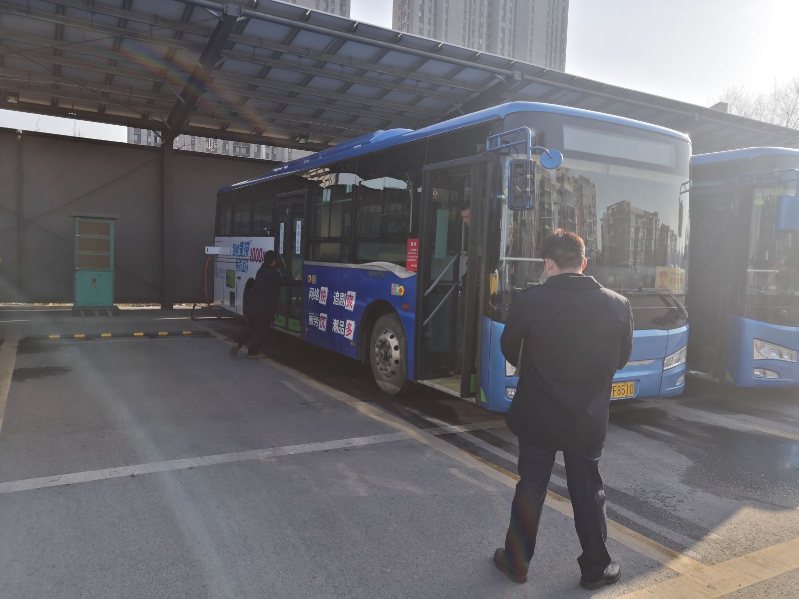 公交事業(yè)二部持續開(kāi)展駕駛員應急救援處置專(zhuān)項檢查