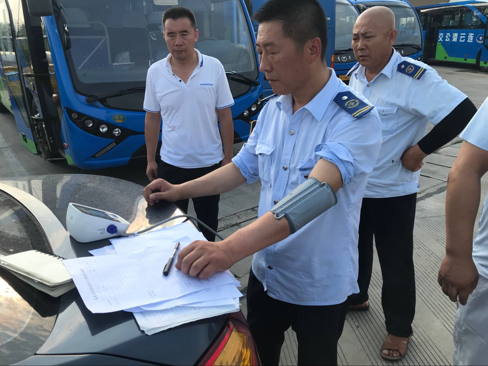 公交集團佳連公司開(kāi)展安全大檢查活動(dòng)