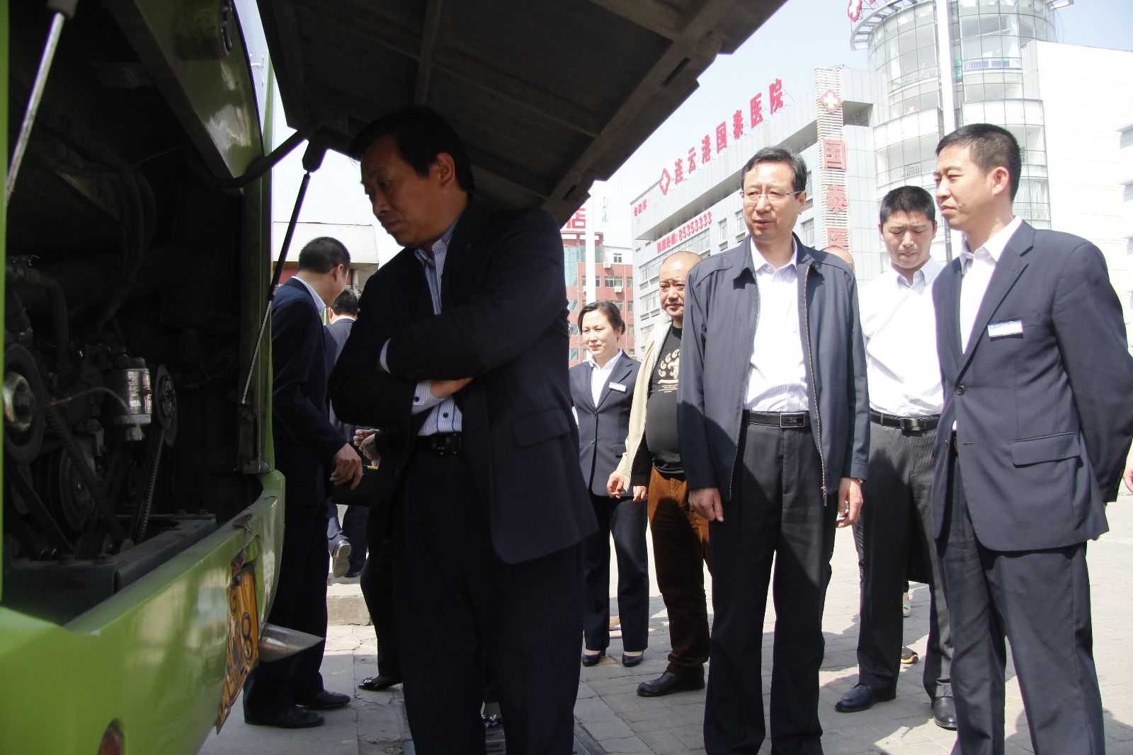 海通公交召開(kāi)“雙基”提升工作現場(chǎng)會(huì )