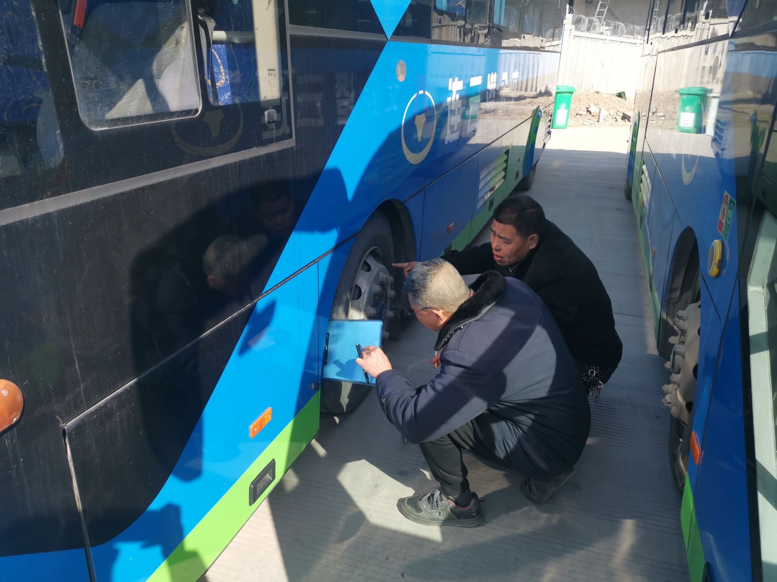 經(jīng)營(yíng)發(fā)展事業(yè)部開(kāi)展“清明”節前專(zhuān)項大檢查