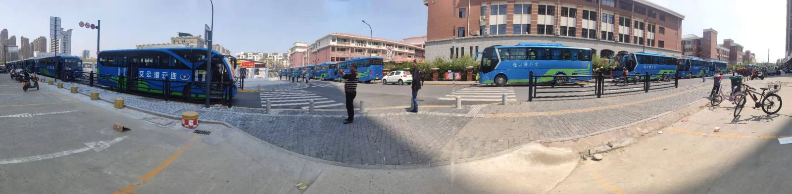 經(jīng)營(yíng)發(fā)展事業(yè)部圓滿(mǎn)完成蒼梧小學(xué)春游運輸保障工作