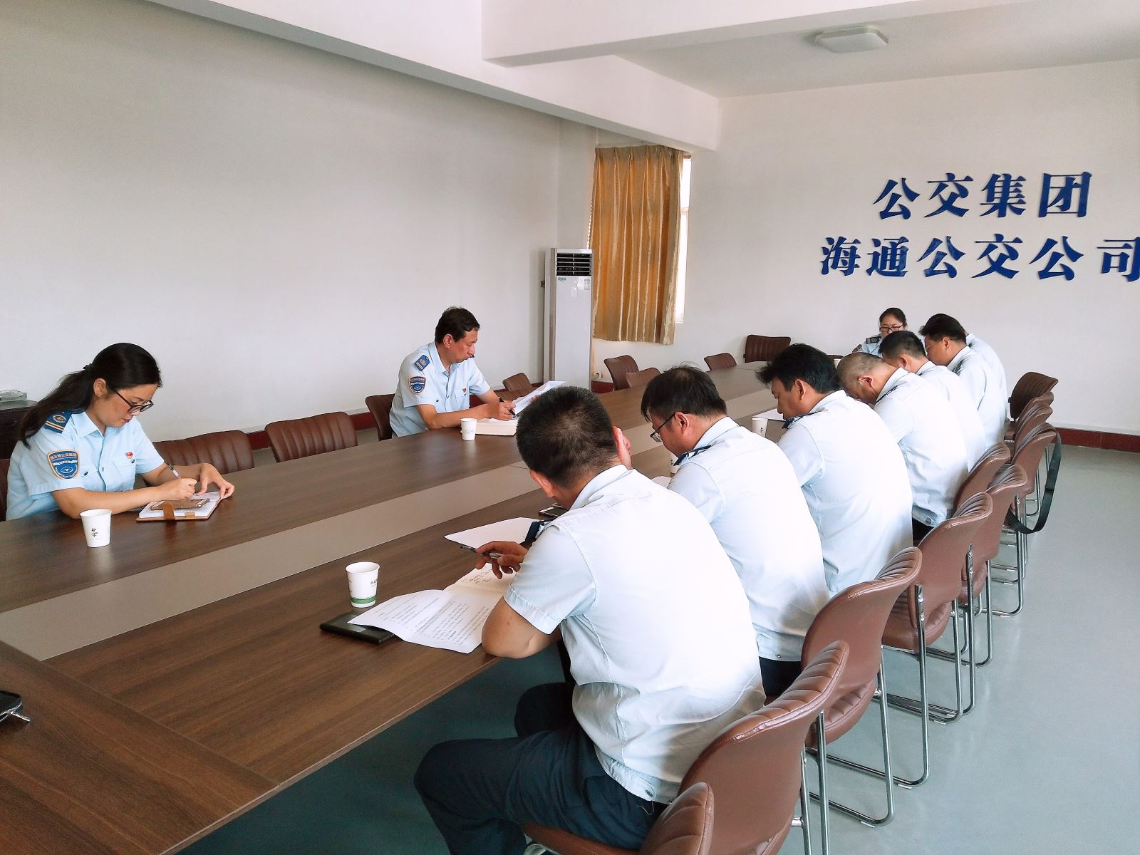 公交集團召開(kāi)上半年機務(wù)工作會(huì )議