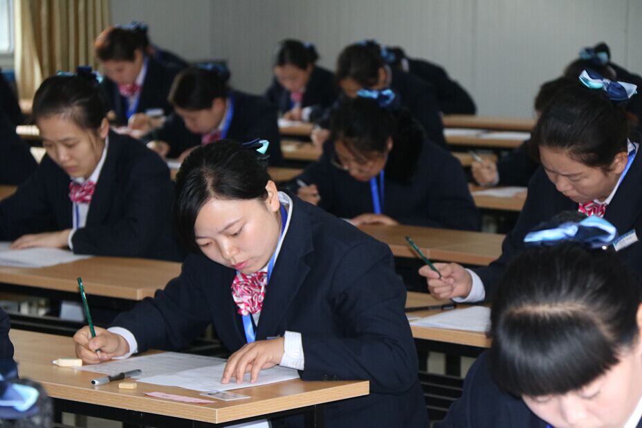 海通快速公交站務(wù)員服務(wù)技能競賽活動(dòng)圓滿(mǎn)結束