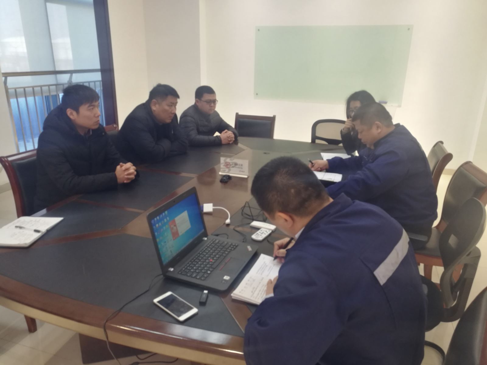 公交集團經(jīng)營(yíng)發(fā)展事業(yè)部大力拓展定制公交業(yè)務(wù)