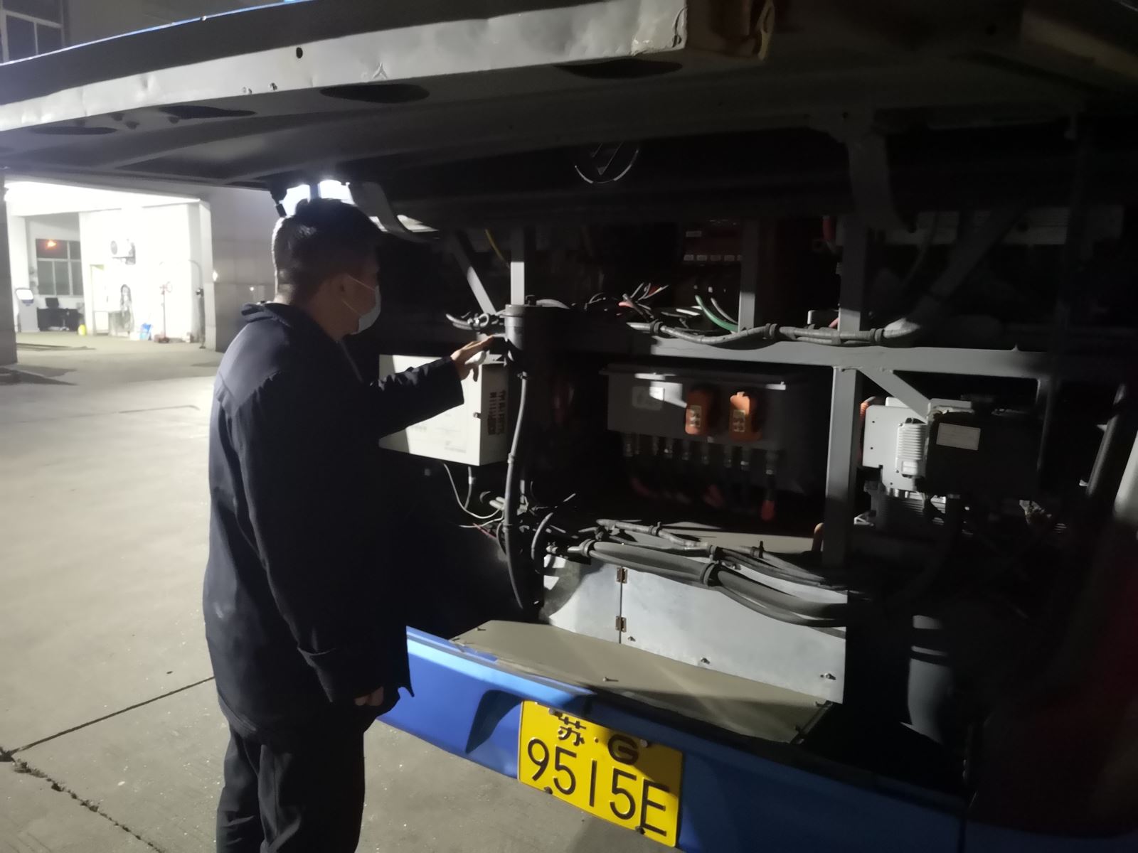 公交集團公交事業(yè)二部持續做好夜查工作