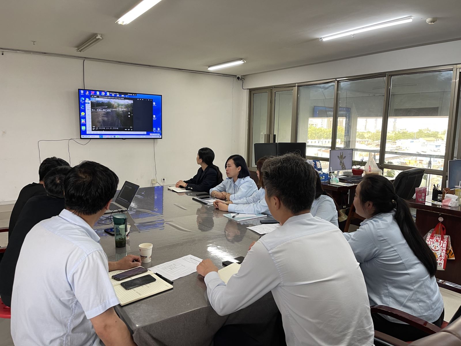 公交集團快速公交事業(yè)部開(kāi)展智能公交平臺培訓