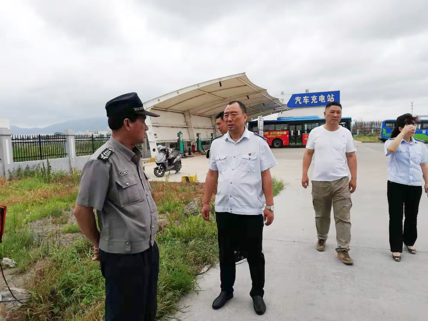 公交集團經(jīng)營(yíng)發(fā)展事業(yè)部做好“利奇馬”臺風(fēng)防范工作