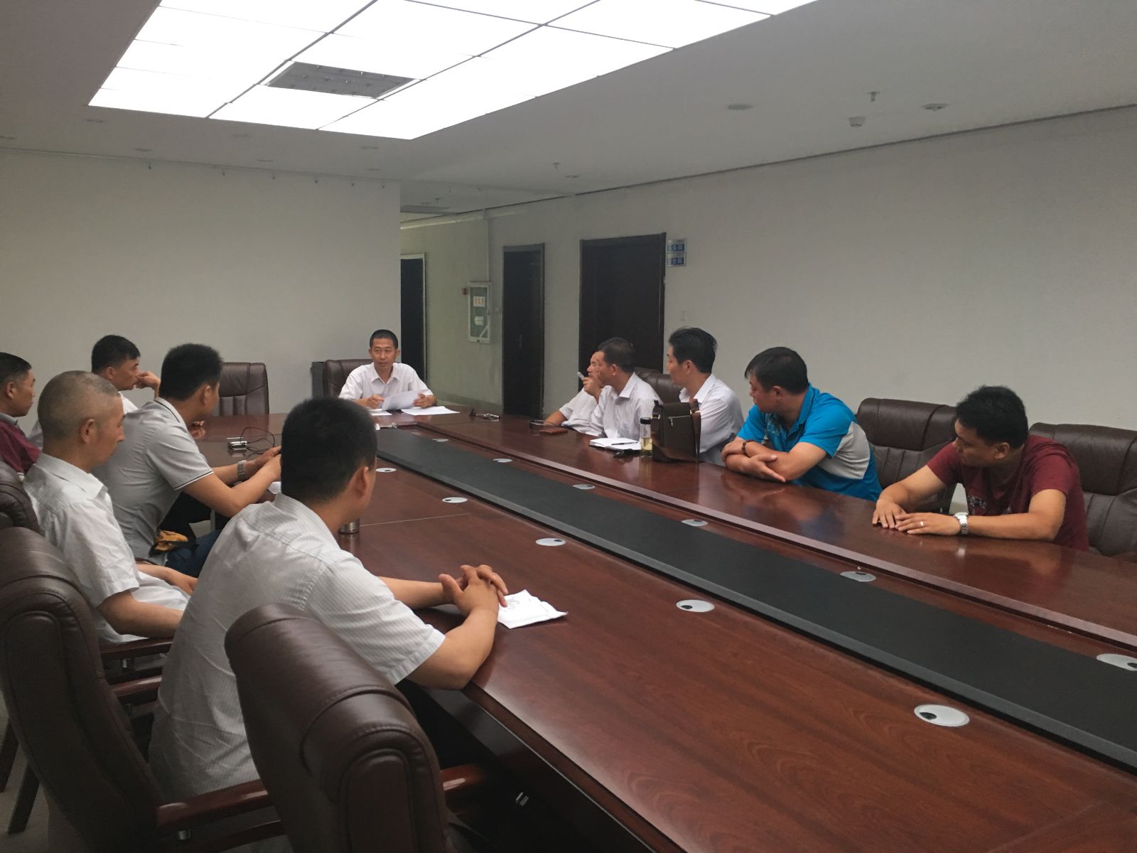 公交快速公司認真開(kāi)展駕駛員“一日三檢”操作技能競賽活動(dòng)