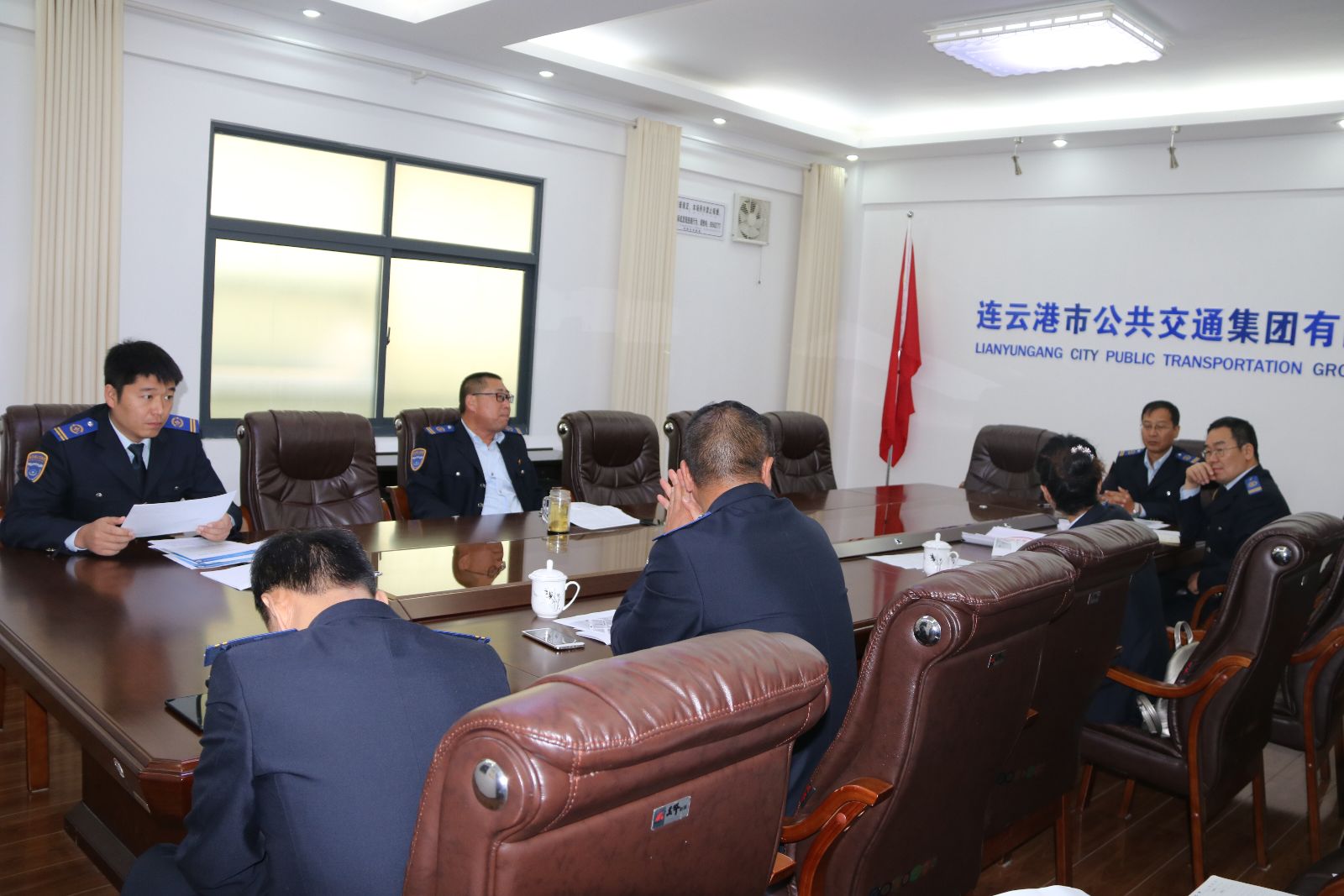 公交集團組織召開(kāi)徐圩馬拉松賽交通運輸保障工作專(zhuān)題會(huì )