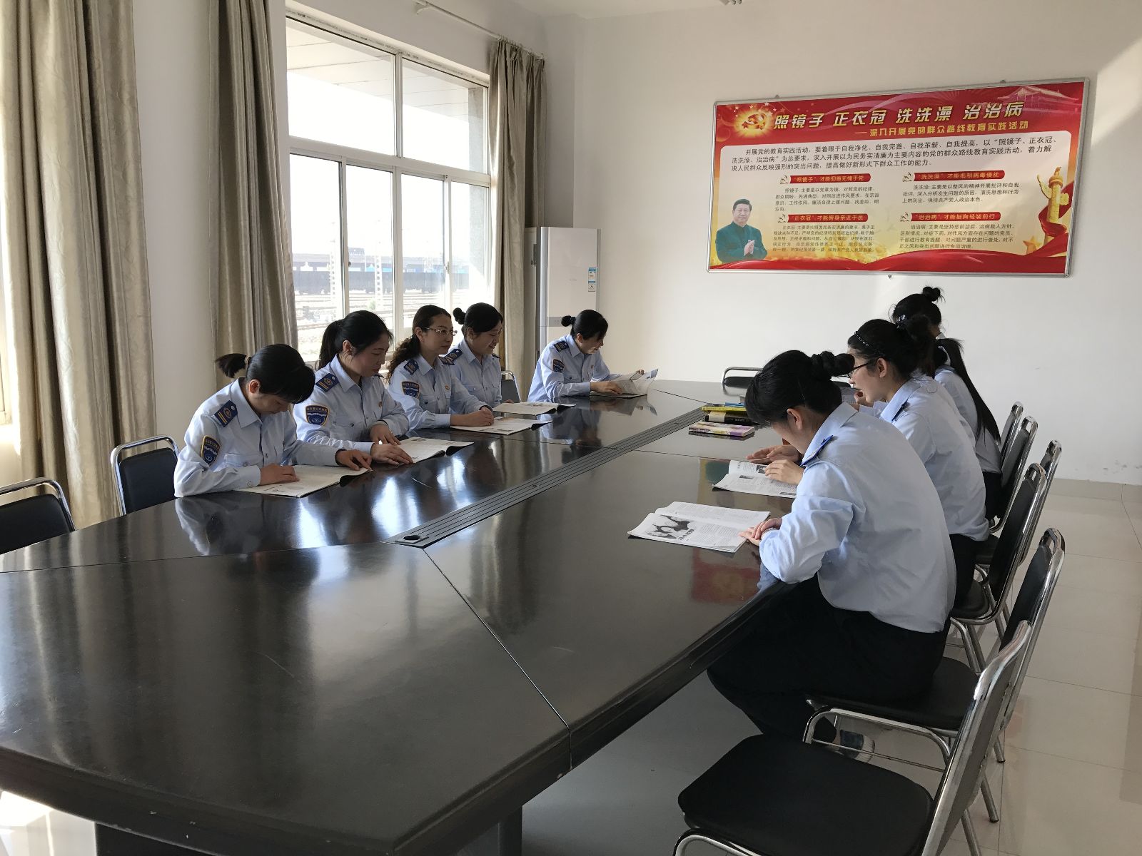 公交東部公司積極開(kāi)展女工讀書(shū)征文活動(dòng)